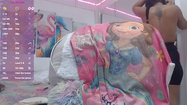 alegriamartinez online show from December 16, 11:15 am