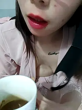 Snapshot of I_AM_NOT_A_SLUT chatting on December 16, 7:48 am I AM NOT A SLUT online show from December 16, 7:48 am