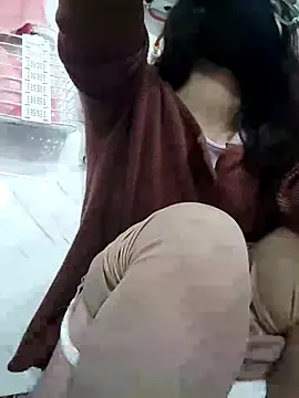 Snapshot of I_AM_NOT_A_SLUT chatting on January 1, 10:21 am I AM NOT A SLUT online show from January 1, 10:21 am