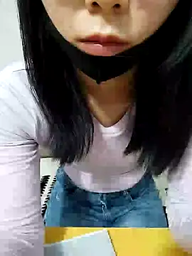 Snapshot of I_AM_NOT_A_SLUT chatting on January 22, 3:20 am I AM NOT A SLUT online show from January 22, 3:20 am