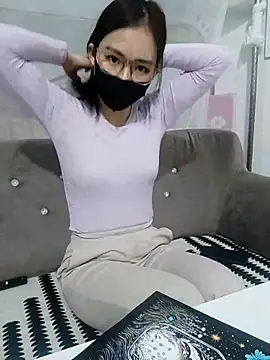 Snapshot of I_AM_NOT_A_SLUT chatting on February 20, 9:00 am I AM NOT A SLUT online show from February 20, 9:00 am