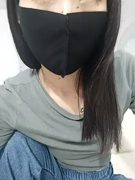 Snapshot of I_AM_NOT_A_SLUT chatting on March 6, 3:13 am I AM NOT A SLUT online show from March 6, 3:13 am