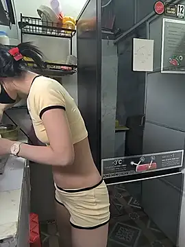 I AM NOT A SLUT online show from July 24, 1:03 am
