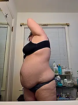 Snapshot of virgieblanca chatting on May 22, 5:03 am virgieblanca online show from May 22, 5:03 am