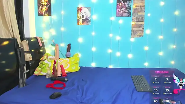 Snapshot of natacha_wolf chatting on March 21, 11:34 pm natacha wolf online show from March 21, 11:34 pm