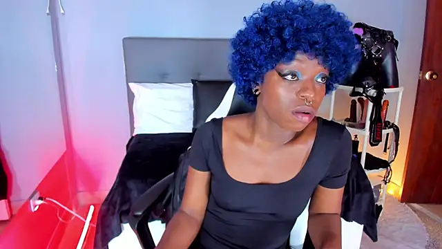 Coco Kiss online show from October 9, 7:01 pm