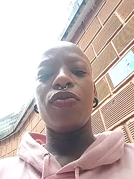 Coco Kiss online show from October 27, 7:07 pm