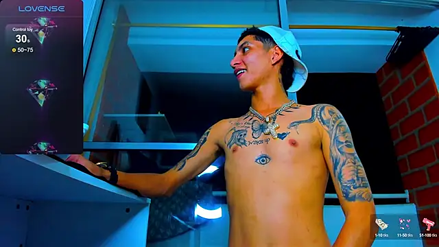 Snapshot of Hardcockboysxxx chatting on February 2, 8:13 am Hardcockboysxxx online show from February 2, 8:13 am