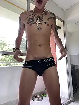 Snapshot of Hardcockboysxxx chatting on February 18, 4:48 pm Hardcockboysxxx online show from February 18, 4:48 pm