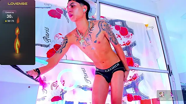 Snapshot of Hardcockboysxxx chatting on March 1, 1:51 pm Hardcockboysxxx online show from March 1, 1:51 pm