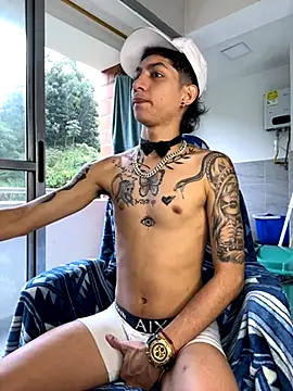 Snapshot of Hardcockboysxxx chatting on November 27, 5:37 pm Hardcockboysxxx online show from November 27, 5:37 pm