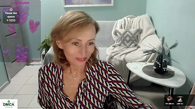 Snapshot of HornyMilf_777 chatting on May 25, 6:30 am HornyMilf 777 online show from May 25, 6:30 am