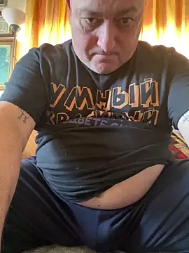 Snapshot of Russirayu chatting on February 23, 3:18 pm Russirayu online show from February 23, 3:18 pm