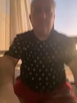 Snapshot of Russirayu chatting on September 12, 5:40 am Russirayu online show from September 12, 5:40 am