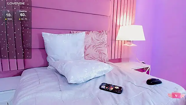 Snapshot of andrea_alvarz chatting on January 15, 8:51 am andrea alvarz online show from January 15, 8:51 am