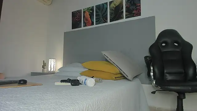  Molly rosse  online show from February 14, 12:24 pm