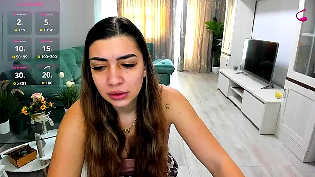 Snapshot of EveEvian chatting on November 26, 10:49 am EveEvian online show from November 26, 10:49 am