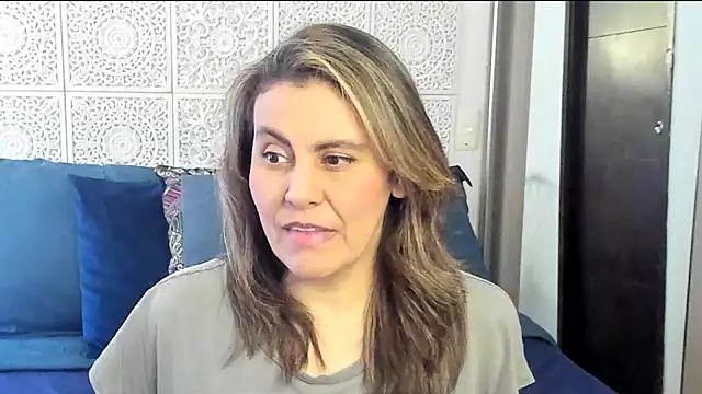 V monse online show from January 30, 4:13 pm