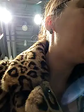 Snapshot of Ulyana72882 chatting on January 14, 12:14 pm Ulyana72882 online show from January 14, 12:14 pm