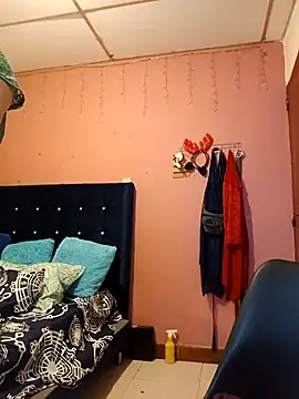 Snapshot of EllisW8 chatting on March 10, 10:48 am EllisW8 online show from March 10, 10:48 am