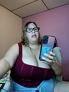 EllisW8 online show from March 26, 10:59 pm