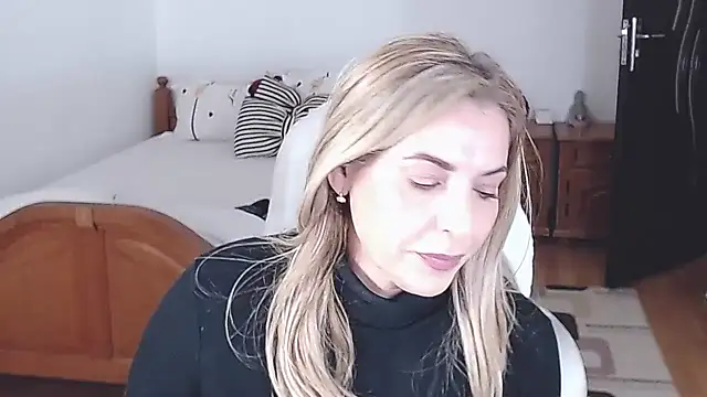 evamaria2024 online show from February 6, 8:39 am