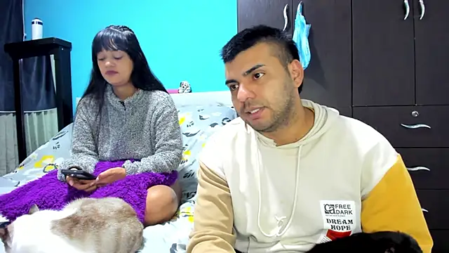 2ScarletandRyan8 online show from November 5, 10:04 am