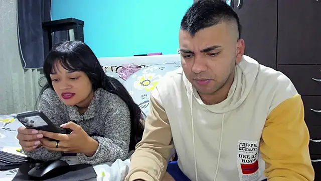 2ScarletandRyan8 online show from November 22, 10:03 am