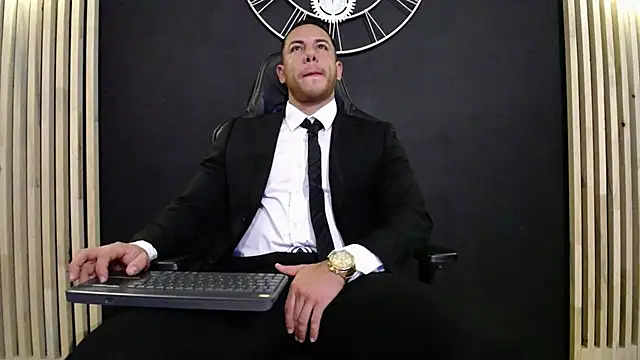 Maxxxpowerful online show from February 1, 1:02 am