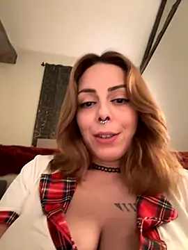 Mia Railey online show from November 19, 9:37 pm