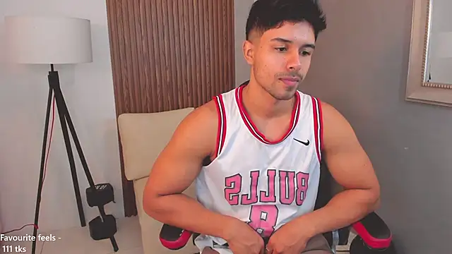 liam collins21 online show from January 31, 11:46 am