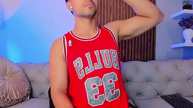 liam collins21 online show from March 14, 5:57 pm