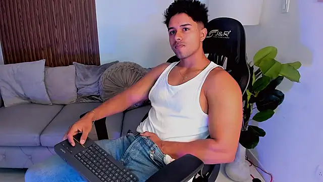 liam collins21 online show from September 24, 11:46 am