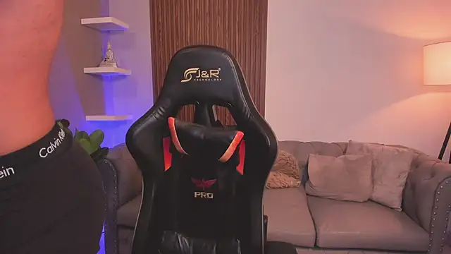 liam collins21 online show from April 22, 11:56 am