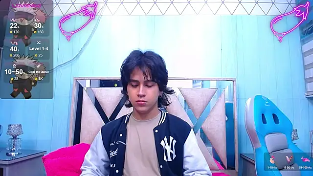 alex 477 online show from March 3, 11:33 am