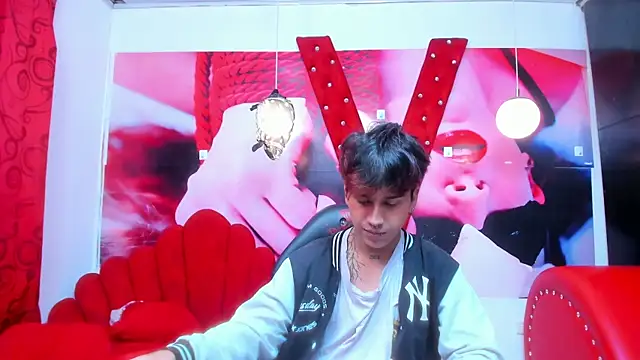 alex 477 online show from September 29, 11:37 am