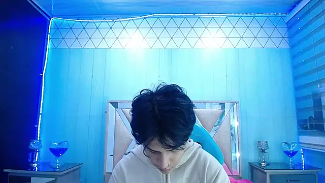 alex 477 online show from October 31, 11:33 am