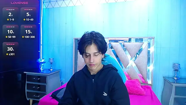 alex 477 online show from March 16, 11:36 am