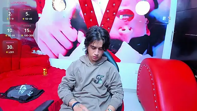 alex 477 online show from April 21, 11:38 am