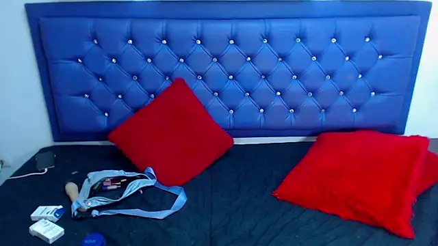 kiwii nasty online show from January 28, 3:57 am