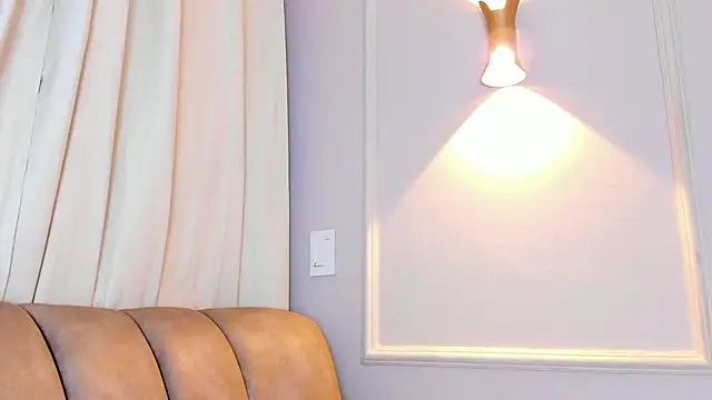 Snapshot of Lia_walton chatting on January 15, 12:10 pm Lia walton online show from January 15, 12:10 pm