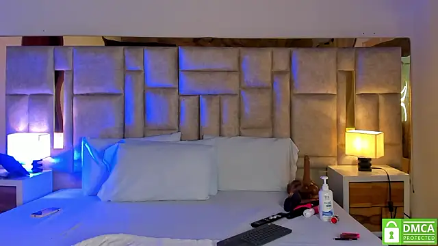 Miss Abigail  online show from March 3, 1:28 pm