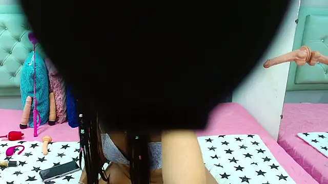 Snapshot of aleska_mack chatting on February 27, 1:59 am aleska mack online show from February 27, 1:59 am