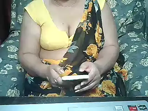 Snapshot of Punambhabisexy chatting on March 2, 11:07 am Punambhabisexy online show from March 2, 11:07 am