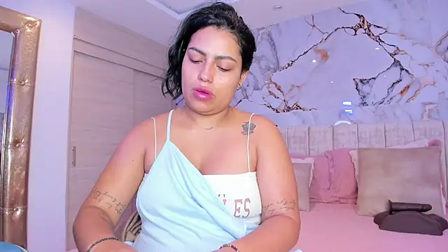 kiana cream online show from November 29, 11:35 am