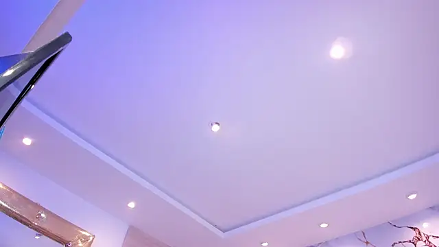 kiana cream online show from January 9, 5:26 pm