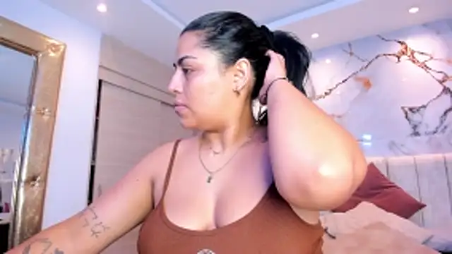 kiana cream online show from June 6, 11:04 am