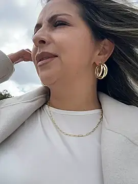  Abril-Office1 online show from January 2, 4:13 pm