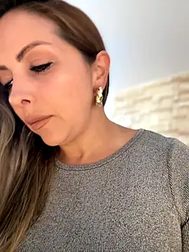  Abril-Office1 online show from September 30, 3:06 pm