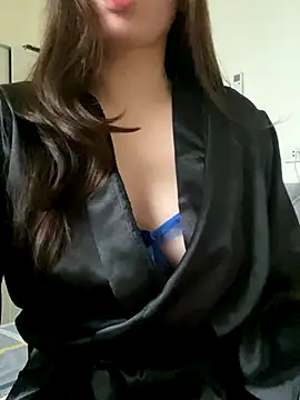 Ruby bear online show from November 4, 4:33 am